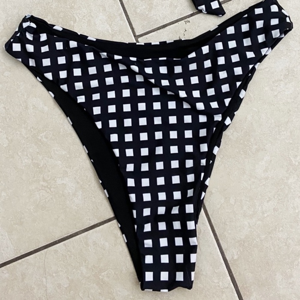 NOT AVAILABLE - Picture 2 of 3